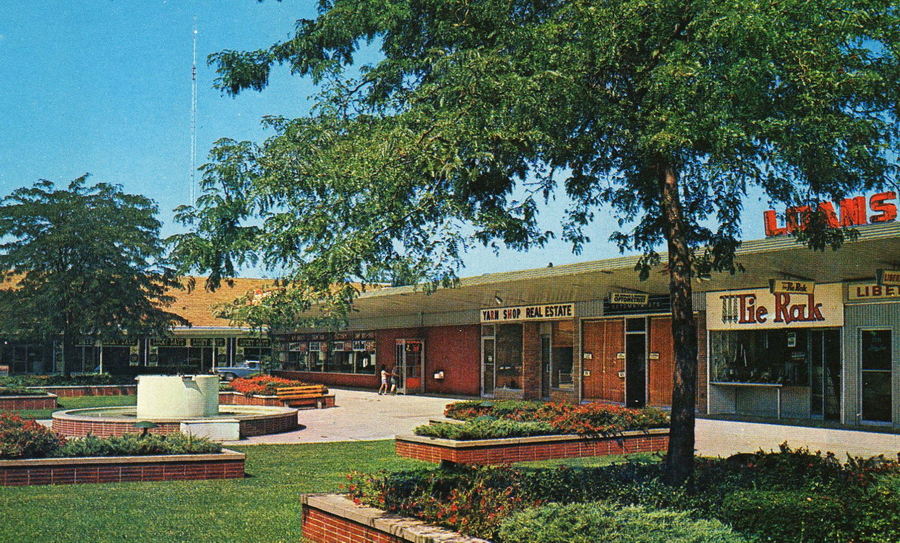 Frandor Shopping Center - Old Postcard Photo (newer photo)